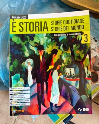 e storia libri scolastici