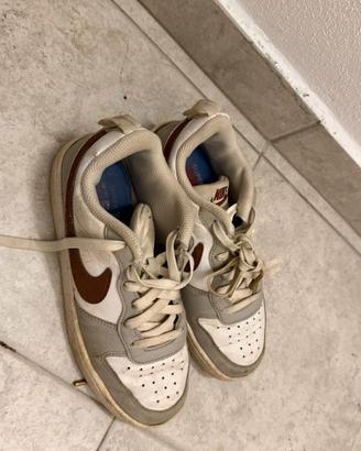 Nike taglia 36,5