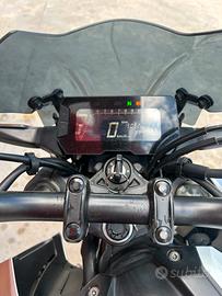 Honda cb 125 r