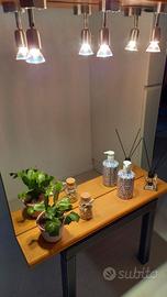 Specchio bagno con faretti e presa