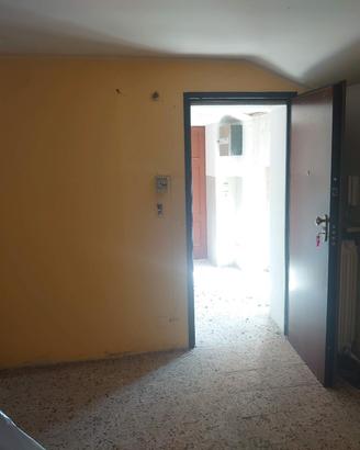 bilocale ultimo piano senza ascensore 