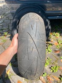 Gomma posteriore moto 180/55 zr17