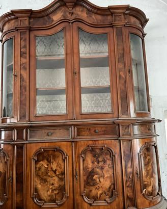 Credenza in radica di olmo