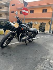 Triumph Bonneville t100 2012