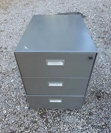 Cassettiera da ufficio con serratura in metallo