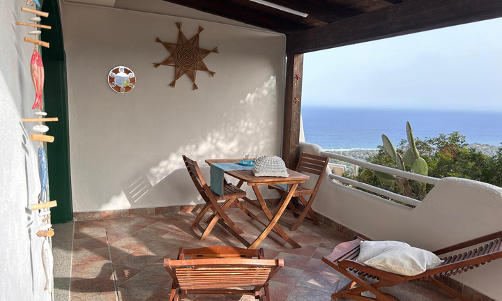 Chia Eden Rock bivano panoramico