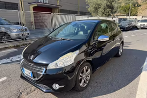 Peugeot 208 1.4 HDi 68 CV 3 porte Allure 2015 Tett
