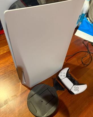 Ps5 825gb flat con disco + joystick originale