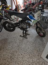 Pit Bike Wt motors 140cc