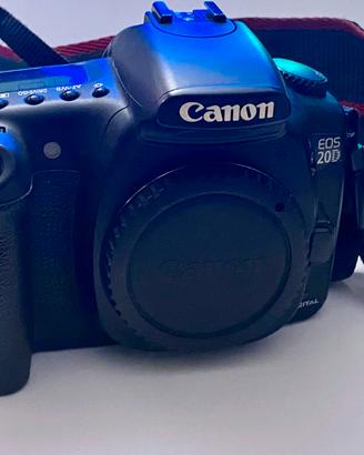 Canon EOS 20D con Sigma DC 18-250 HSM