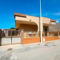 VILLINO A 100 MT DAL MARE - PUNTA SECCA Rif. 347
