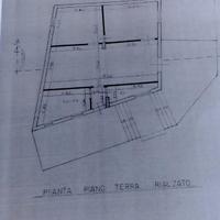 Palazzina indipendente su tre livelli - Via Nave