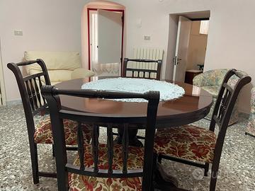 Tavolo tondo con 6 sedie