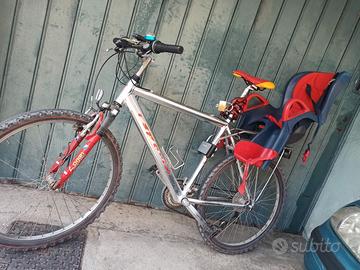 Mountain Bike  con seggiolino bimbo/bambino