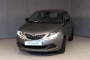 Lancia Ypsilon 1.0 Hybrid 70cv Silver