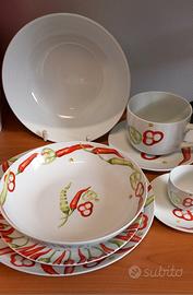 Servizio Tavola in porcellana finissima 
