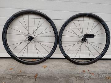 COPPIA RUOTE FULCRUM RACING WIND 40 DB 11/12V