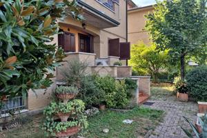 3 LOCALI A CASTELNUOVO RANGONE