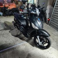 Beverly 350 policr