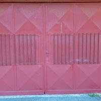 Locale uso deposito garage