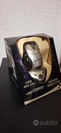 Mouse wireless con base di ricarica 