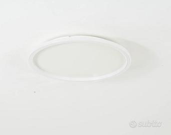 Plafoniera moderna bianca