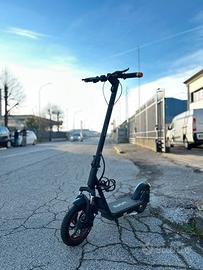 Monopattino stabile da strada velociptor street