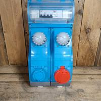 Quadro elett. Palazzoli Uysse,  220 V, 380 V,salv