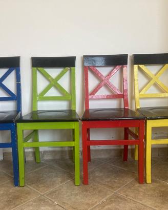 Sedie in legno pieno