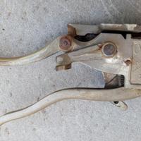 Pinza per legare le forme di formaggio