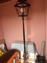 Lampada vintage in ferro battuto