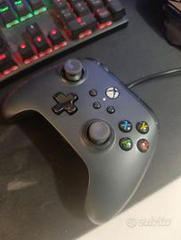 Xbox Controller Wireless - Carbon Black One, Serie