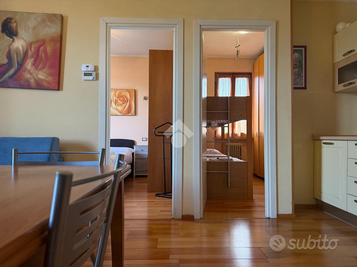 2 LOCALI A SIRMIONE - Vista 3