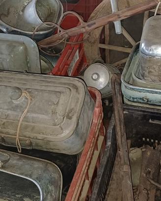 mobili ed oggettistica d'epoca 