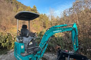 Mini escavatore sunward SwE 18 UF