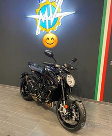 MV Augusta Brutale 800r