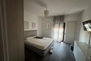 CROTONE- Stanza con bagno privato stadio/ospedale