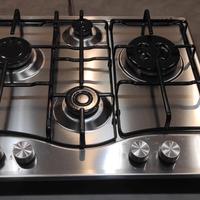 Piano cottura a gas 4 fuochi Hotpoint