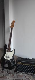 basso Fender jazz mex e ampli Vox Pathfinder 10 