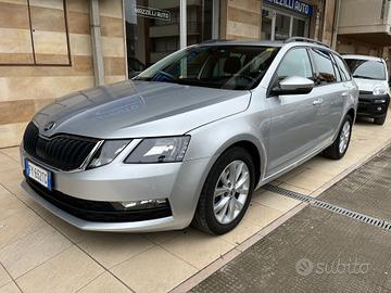 Skoda Octavia 1.6 TDI 115 CV DSG Wagon Executive