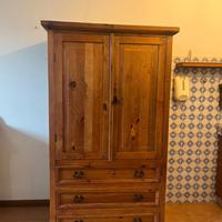 Dispensa in legno