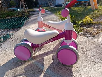 bicicletta per bambini piccoli 