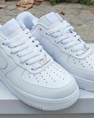 Nike Air Force 1 --- EU 42