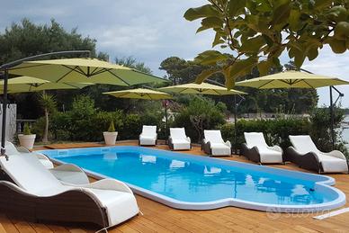 Piscina in vetroresina