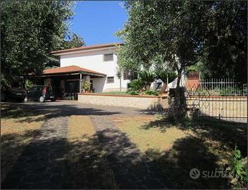 Villa a Sezze