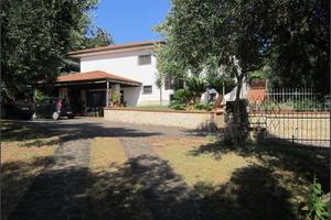 Villa a Sezze