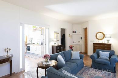 Rif.LA86| bifamiliare aci sant'antonio