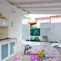 Casa indipendente ad un 1 min a piedi dal mare