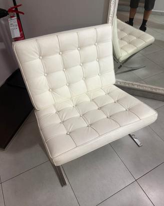 Set Di Poltrone Barcelona Stile Van Der Rohe