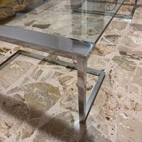 Tavolo in cristallo e acciaio